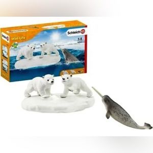 SCHLEICH Polar Bear Playground with Narwal Item# 42531 Wild Life Series